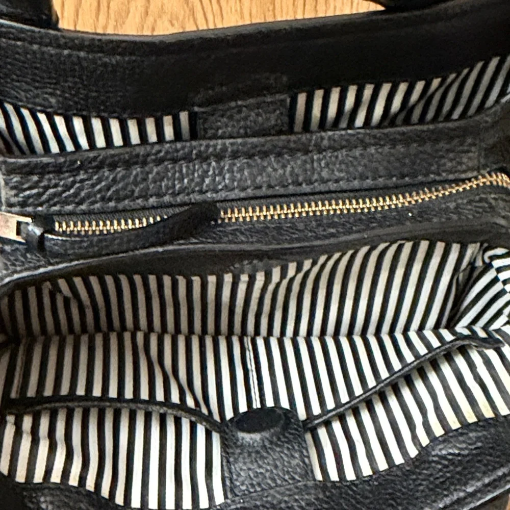 Kate Spade Black Pebbled Crossbody Bag - Picture 5 of 6